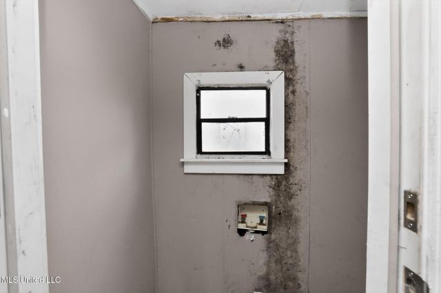 670 Piermont Street, Jackson, MS 39206