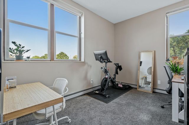 215 7th Street NE 301, Minneapolis, MN 55413