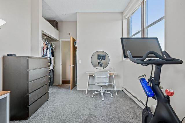 215 7th Street NE 301, Minneapolis, MN 55413