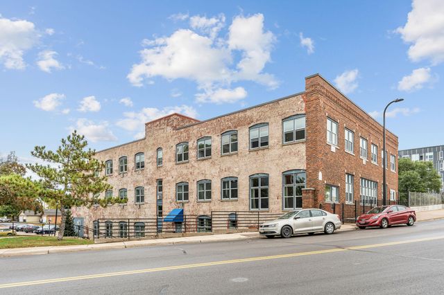 215 7th Street NE 301, Minneapolis, MN 55413