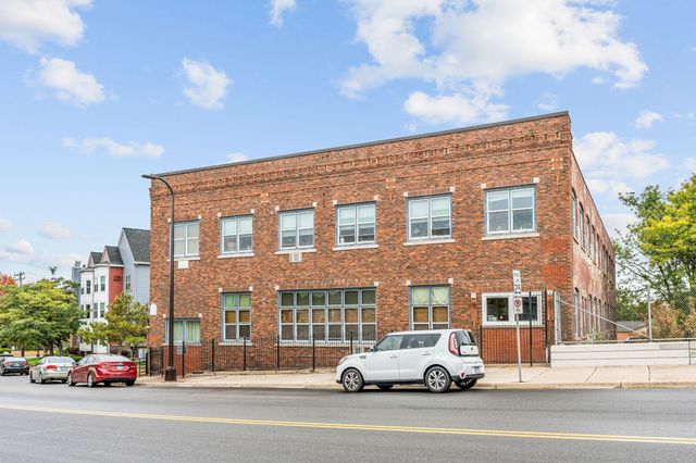 215 7th Street NE 301, Minneapolis, MN 55413