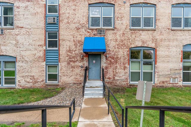 215 7th Street NE 301, Minneapolis, MN 55413