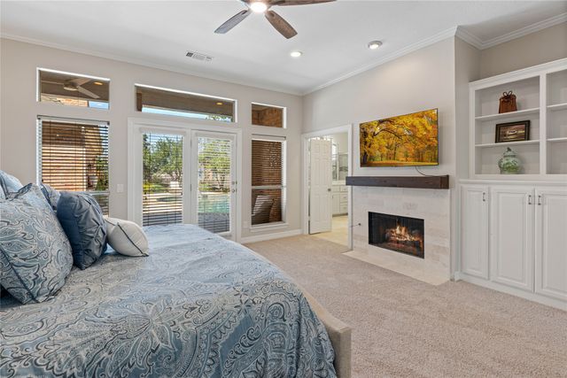 819 Hills Creek Drive, Mckinney, TX 75072