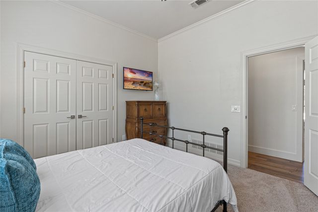 819 Hills Creek Drive, Mckinney, TX 75072