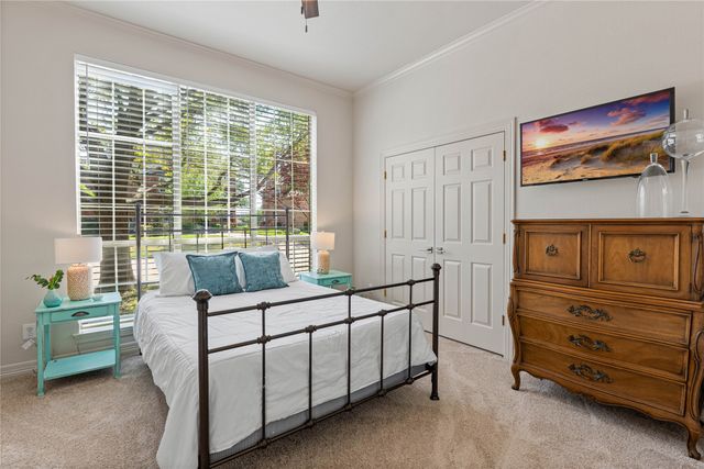 819 Hills Creek Drive, Mckinney, TX 75072