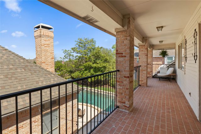 819 Hills Creek Drive, Mckinney, TX 75072