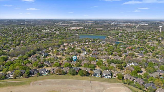 819 Hills Creek Drive, Mckinney, TX 75072