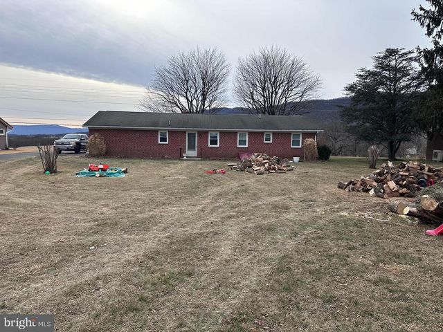 13339 W BUCHANAN TRAIL W, Mercersburg, PA 17236