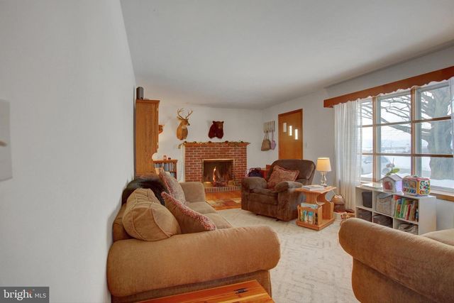 13339 W BUCHANAN TRAIL W, Mercersburg, PA 17236