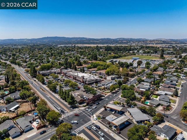 3337 Claudia Dr, Concord, CA 94519