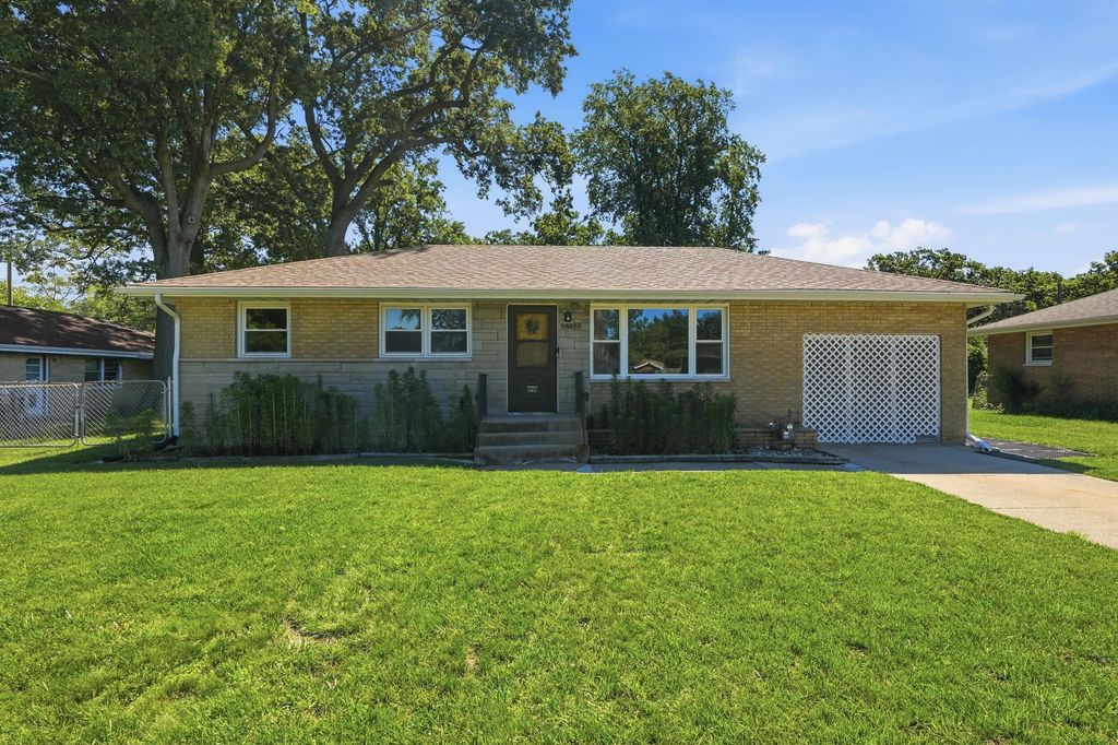 2725 Wells Street, Lake Station, IN 46405