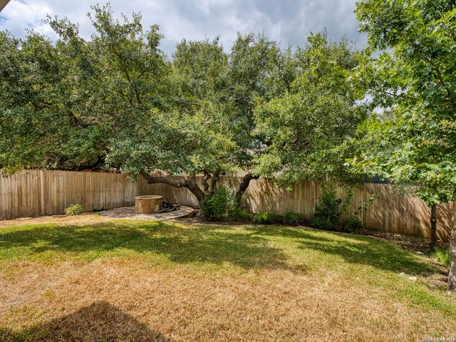 27337 Emilie Canyon, San Antonio, TX 78260