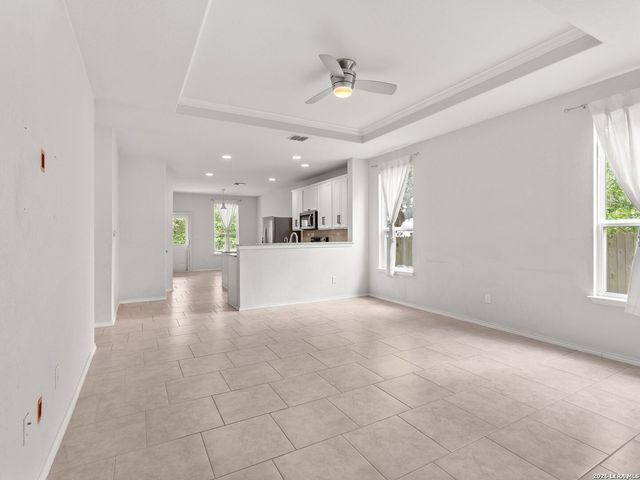 27337 Emilie Canyon, San Antonio, TX 78260