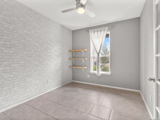 27337 Emilie Canyon, San Antonio, TX 78260