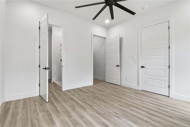 12 Arbroath Lane, Bella Vista, AR 72715
