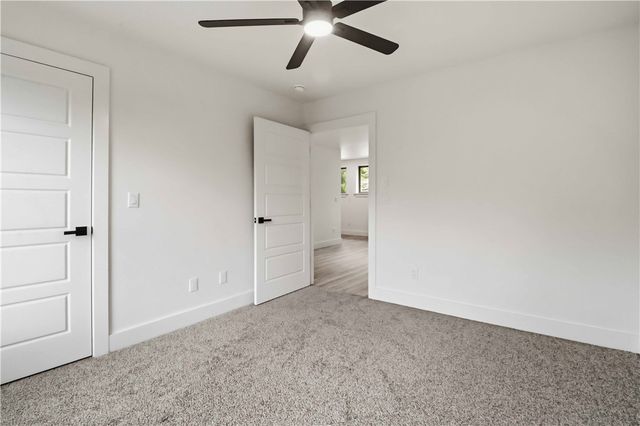 12 Arbroath Lane, Bella Vista, AR 72715