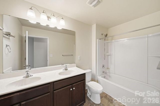 9539 Kendall Drive, Charlotte, NC 28214