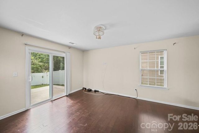 9539 Kendall Drive, Charlotte, NC 28214
