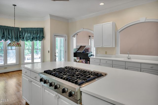 10234 Governors Drive, Chapel Hill, NC 27517