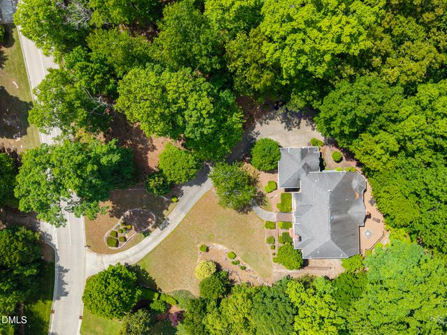 10234 Governors Drive, Chapel Hill, NC 27517