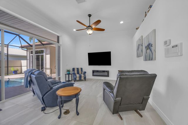 1413 W Island Club Square, Vero Beach, FL 32963