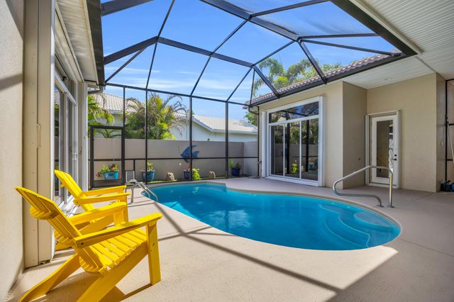 1413 W Island Club Square, Vero Beach, FL 32963