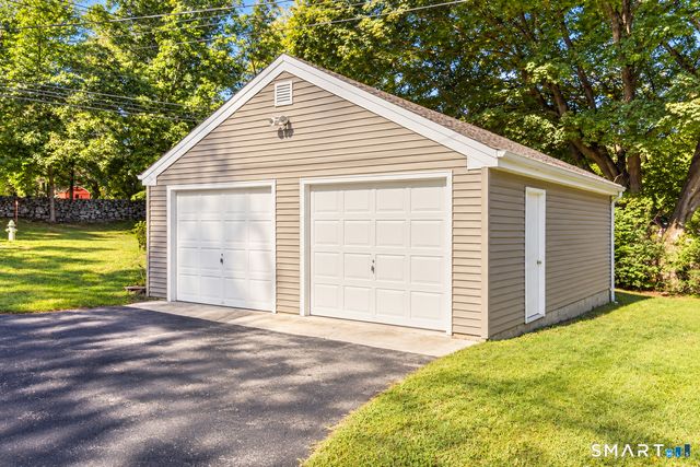 4438 Madison Avenue, Trumbull, CT 06611