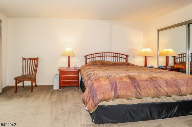 498 Auten Rd 2D, Hillsborough Twp., NJ 08844