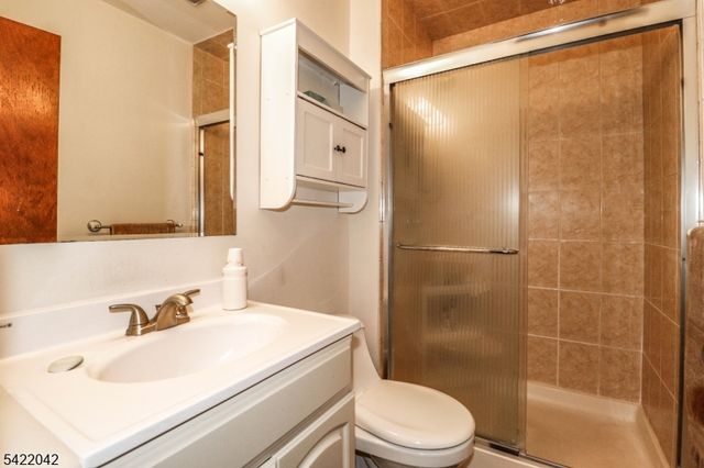 498 Auten Rd 2D, Hillsborough Twp., NJ 08844
