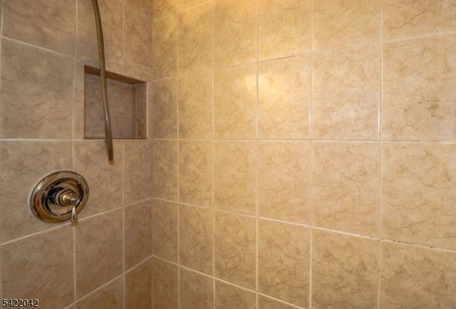 498 Auten Rd 2D, Hillsborough Twp., NJ 08844