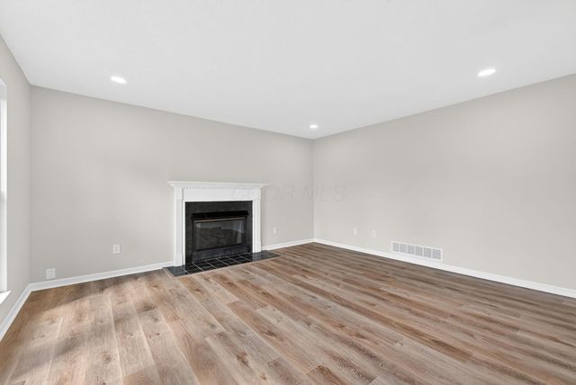 803 Battalion Place, Galloway, OH 43119