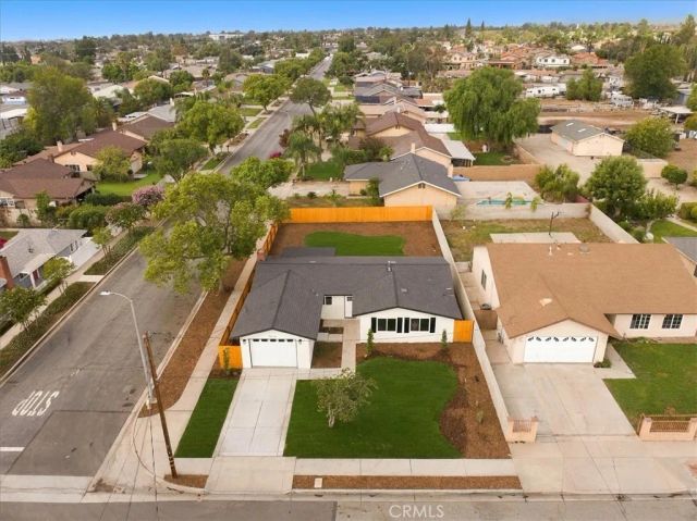 7614 Tamarind, Fontana, CA 92336