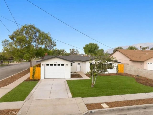 7614 Tamarind, Fontana, CA 92336