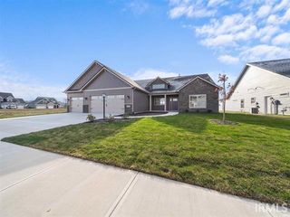 1283 Dixon Place, Huntertown, IN 46748