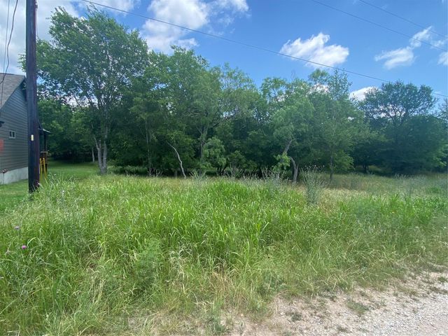342 Nene LN, Bastrop, TX 78602
