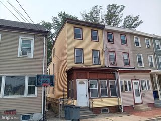 338 MORRIS ST, Gloucester City, NJ 08030