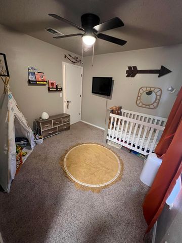 8024 Lyndsi Avenue NW, Albuquerque, NM 87120