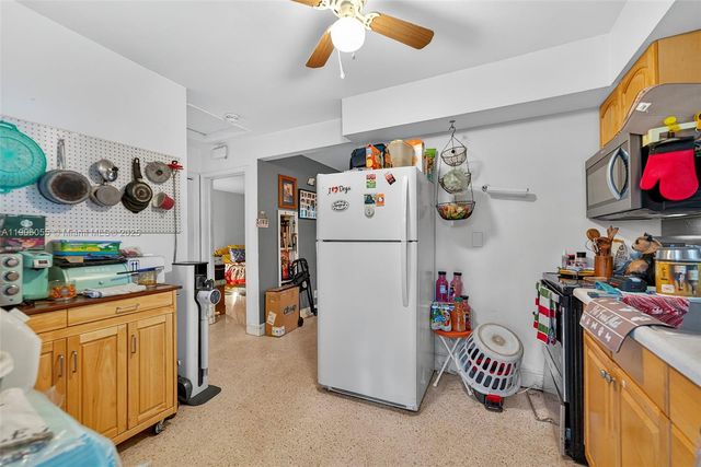 1219-1221 NE 18th Ave, Fort Lauderdale, FL 33304