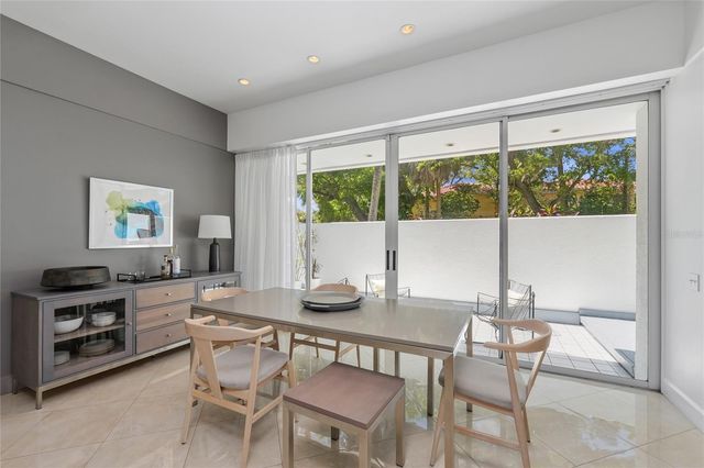 4223 W CLEVELAND STREET, Tampa, FL 33609