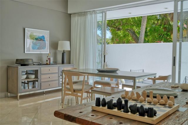 4223 W CLEVELAND STREET, Tampa, FL 33609