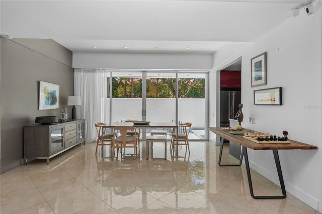 4223 W CLEVELAND STREET, Tampa, FL 33609