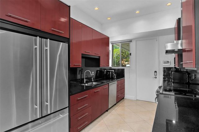 4223 W CLEVELAND STREET, Tampa, FL 33609