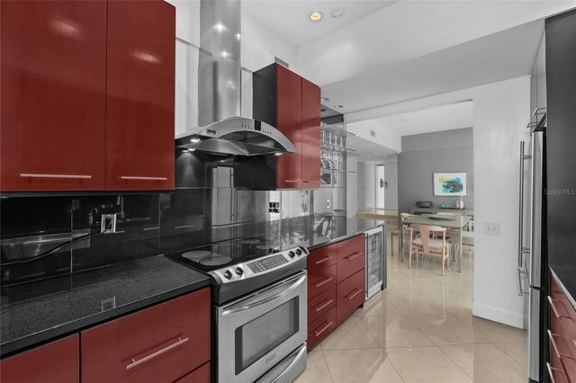 4223 W CLEVELAND STREET, Tampa, FL 33609