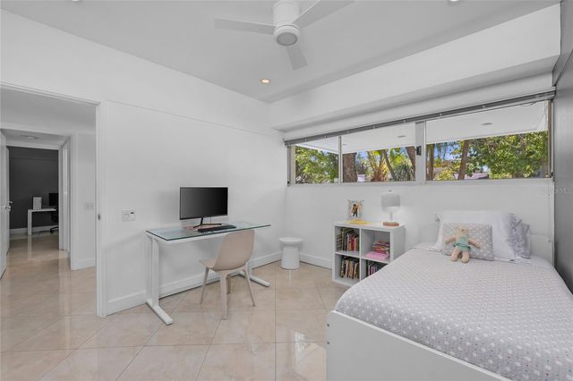 4223 W CLEVELAND STREET, Tampa, FL 33609