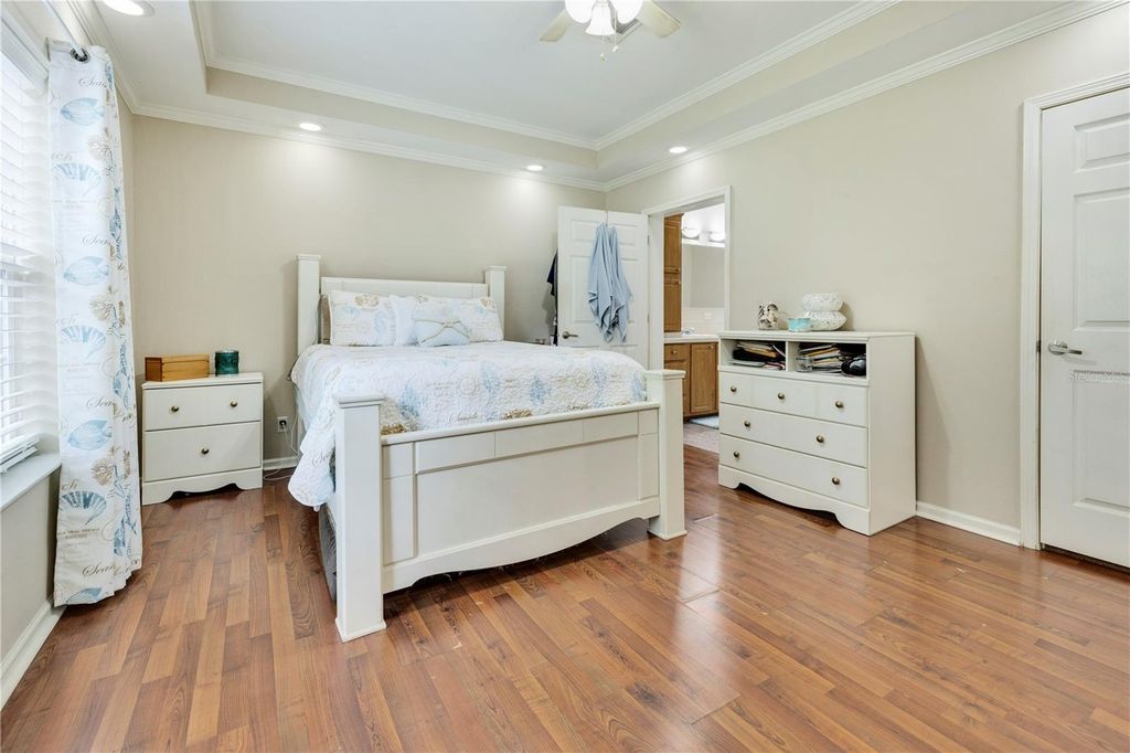 Image 14 of property listing at 360 LAKESHORE DRIVE, St Augustine, FL 32095