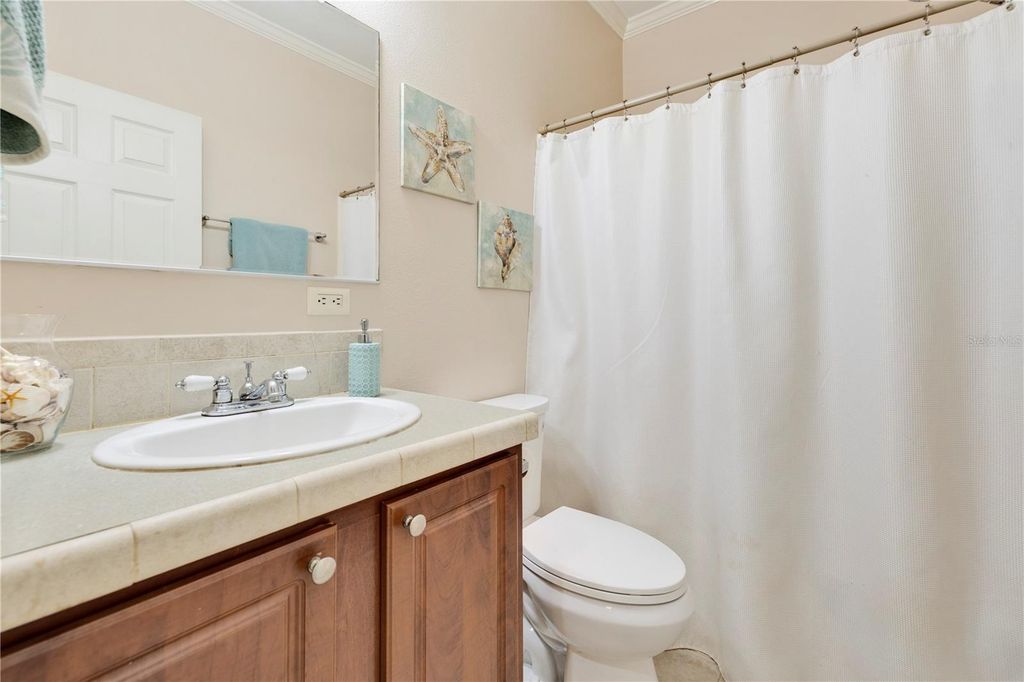 Image 19 of property listing at 360 LAKESHORE DRIVE, St Augustine, FL 32095