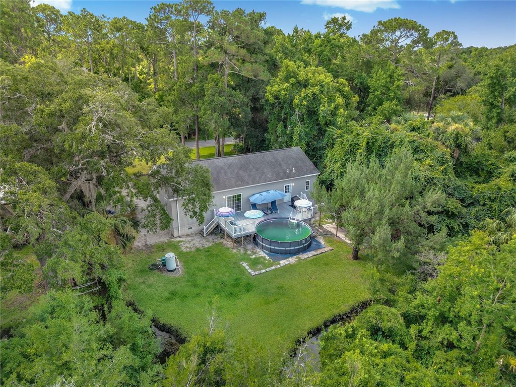 Image 23 of property listing at 360 LAKESHORE DRIVE, St Augustine, FL 32095