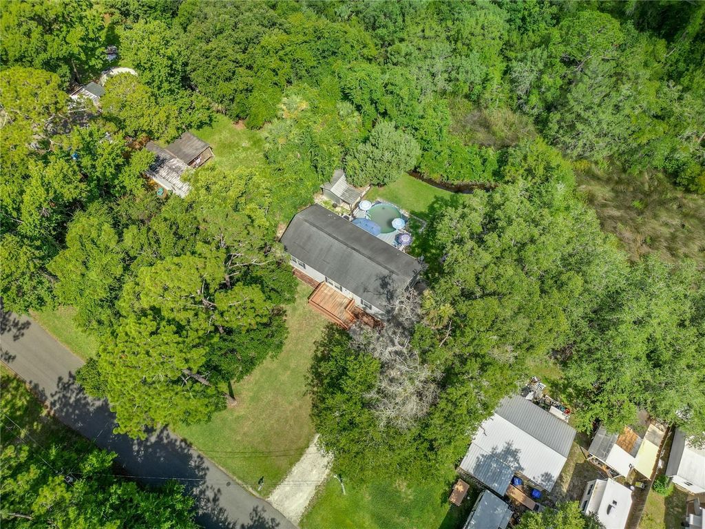 Image 24 of property listing at 360 LAKESHORE DRIVE, St Augustine, FL 32095