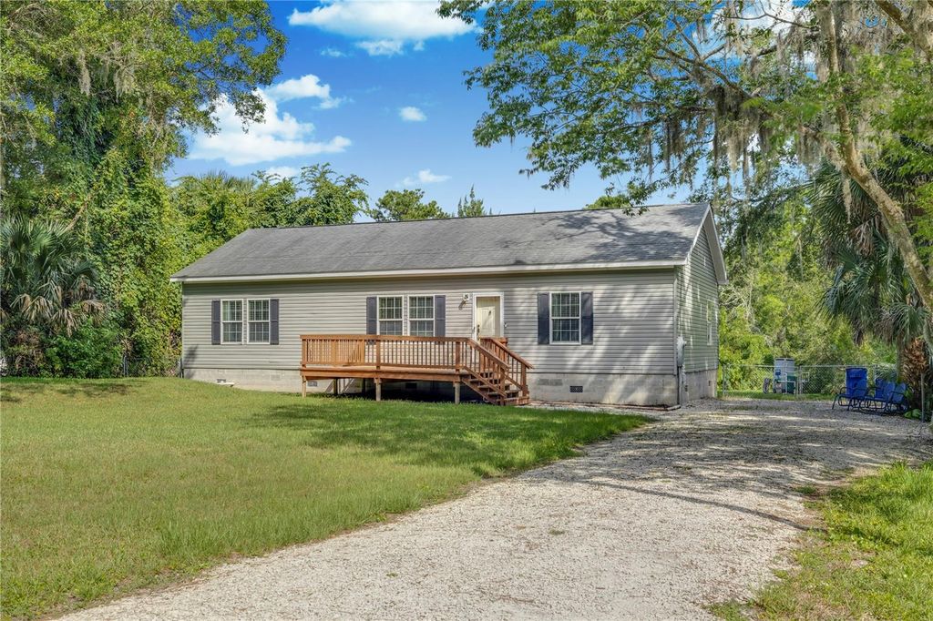 Image 27 of property listing at 360 LAKESHORE DRIVE, St Augustine, FL 32095