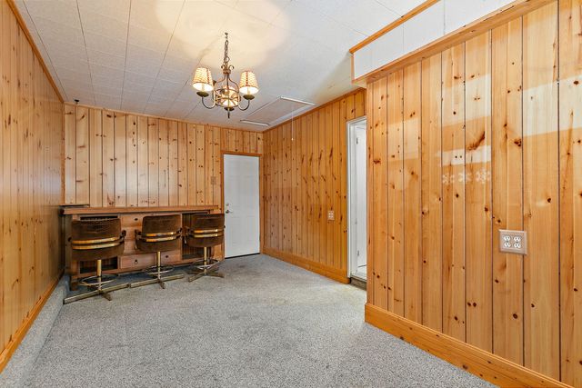 213 Villa Road, Streamwood, IL 60107